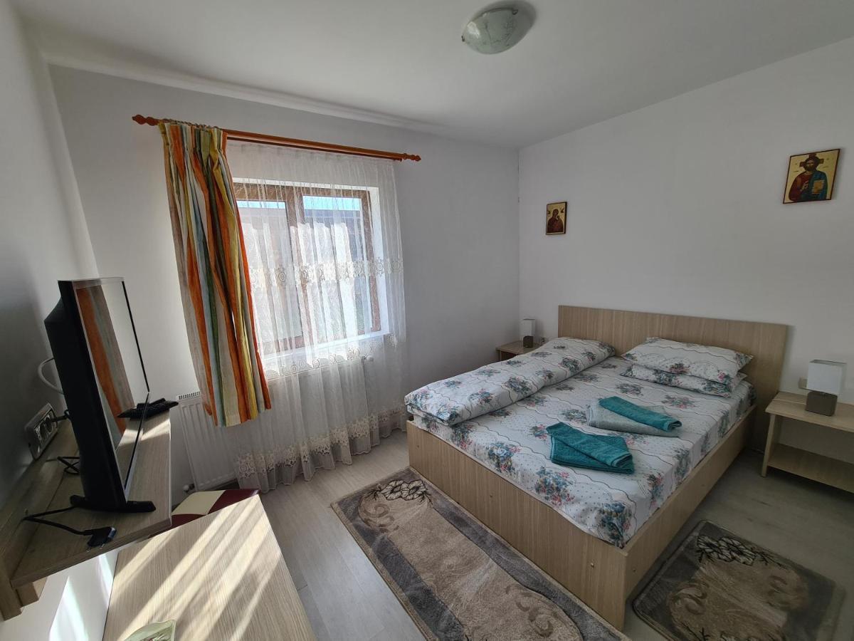 Hotel Cazare Turism Prislop Haţeg Zewnętrze zdjęcie